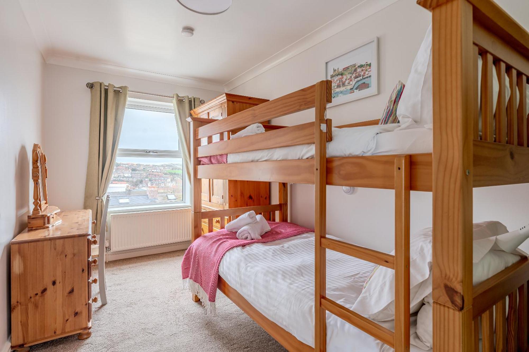 Rosemill - Large Pet Friendly Home With Off Road Parking 惠特比 外观 照片