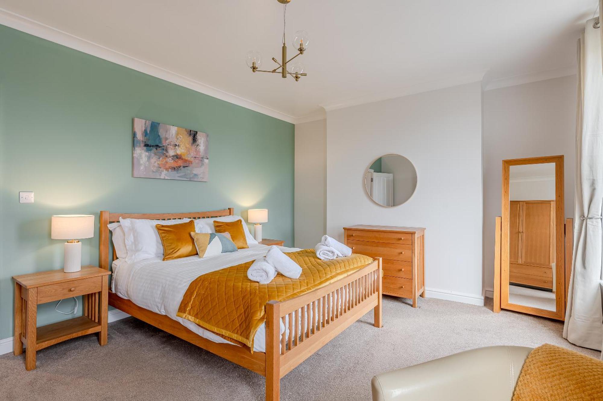 Rosemill - Large Pet Friendly Home With Off Road Parking 惠特比 外观 照片