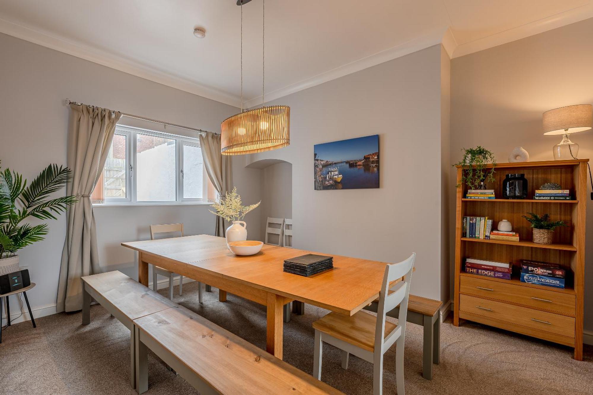 Rosemill - Large Pet Friendly Home With Off Road Parking 惠特比 外观 照片